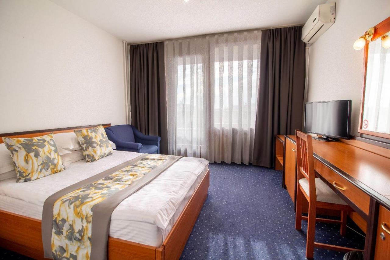 Hotel Novi Ζάγκρεμπ Εξωτερικό φωτογραφία