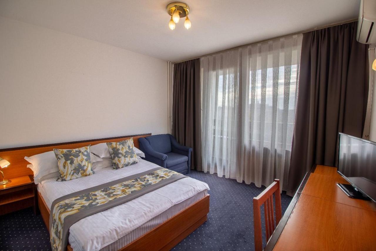 Hotel Novi Ζάγκρεμπ Εξωτερικό φωτογραφία
