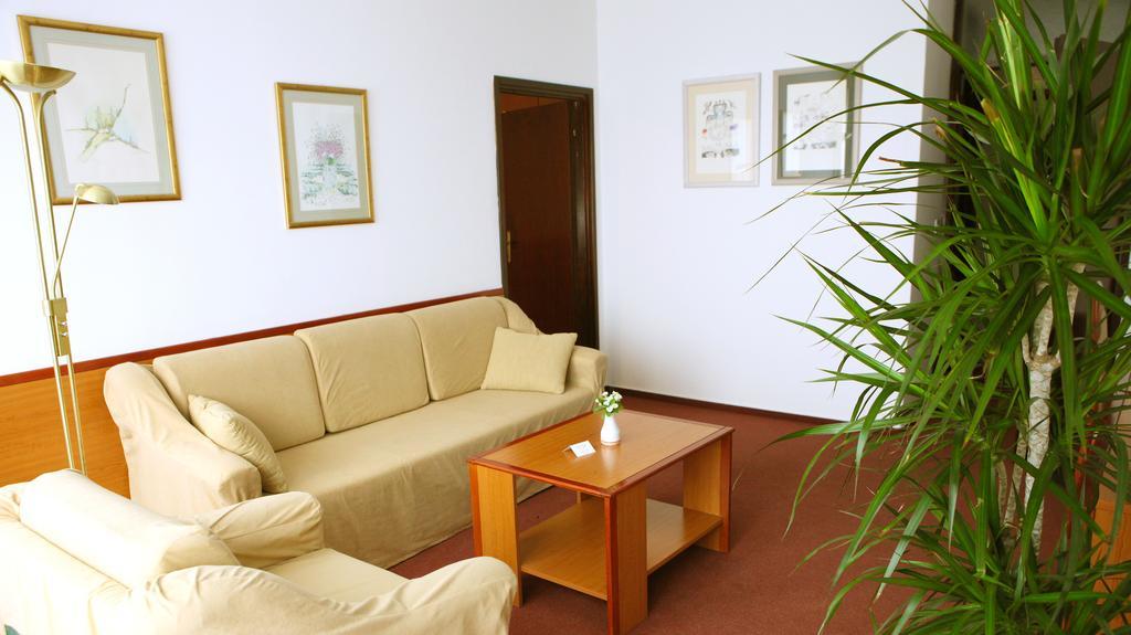 Hotel Novi Ζάγκρεμπ Εξωτερικό φωτογραφία